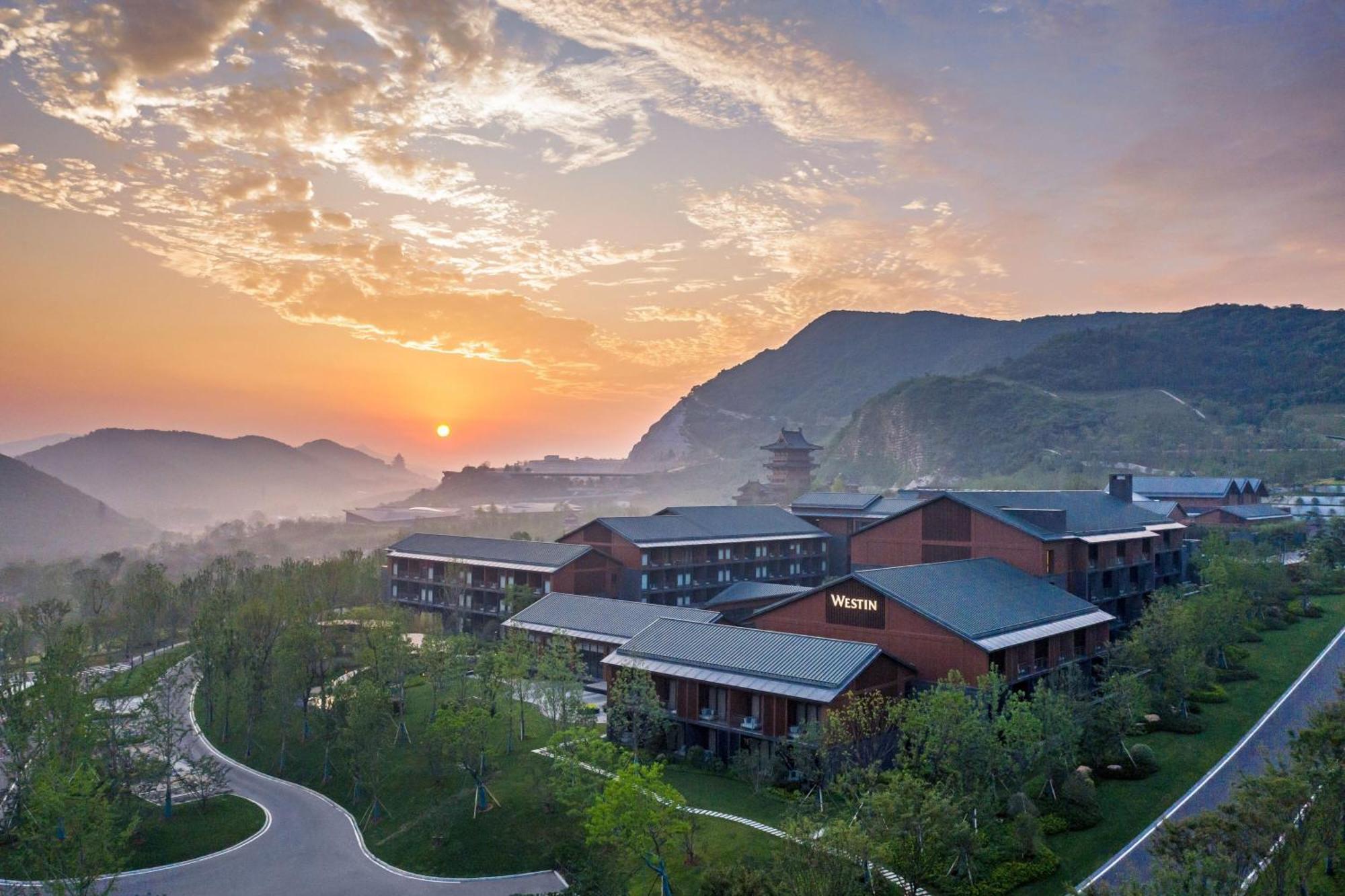 The Westin Nanjing Resort & Spa Exterior foto
